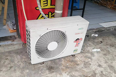 新疆空调突然不制冷只吹自然风怎么办？